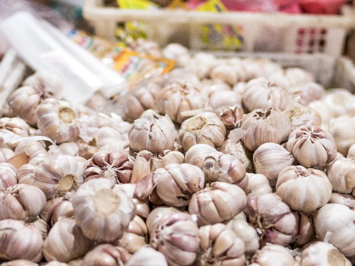 4 Manfaat Jika Kamu Mengonsumsi Bawang Putih saat Perut Kosong di Pagi Hari
