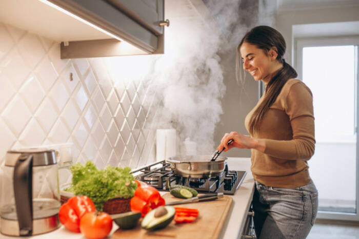 Ilustrasi zodiak yang jago memasak. (freepik/senivpetro) Layaknya Seorang Chef, 3 Zodiak Ini Jago Banget Memasak