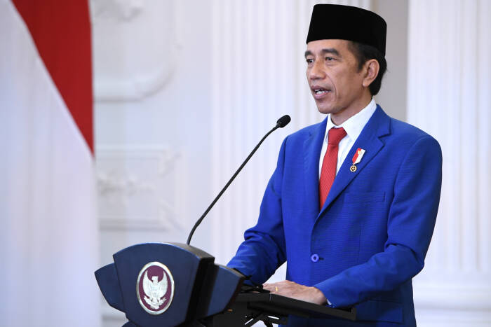 Presiden Joko Widodo menyampaikan pidato untuk ditayangkan dalam Sidang Majelis Umum ke-75 PBB secara virtual di Istana Bogor (ANTARA FOTO/HO/Setpres-Lukas) Presiden Joko Widodo menyampaikan pidato untuk ditayangkan dalam Sidang Majelis Umum ke-75 PBB secara virtual di Istana Bogor