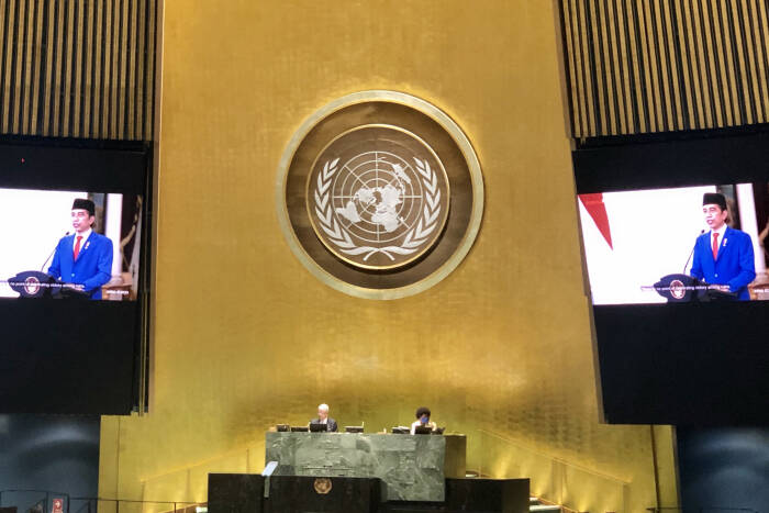 ANTARA FOTO/HO/Kemenlu Layar memperlihatkan Presiden Joko Widodo menyampaikan pidato yang telah direkam sebelumnya pada Sidang Majelis Umum ke-75 PBB secara virtual di Markas PBB, New York, Amerika Serikat