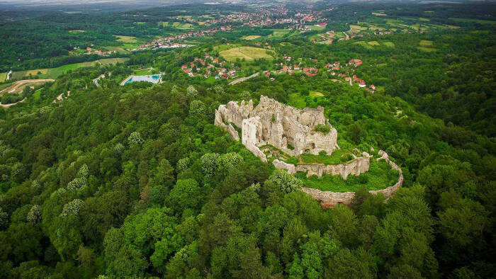 Kastil Ruzica Grad di Slavonia, Kroasia. (croatia.hr) Kastil Ruzica Grad di Slavonia, Kroasia
