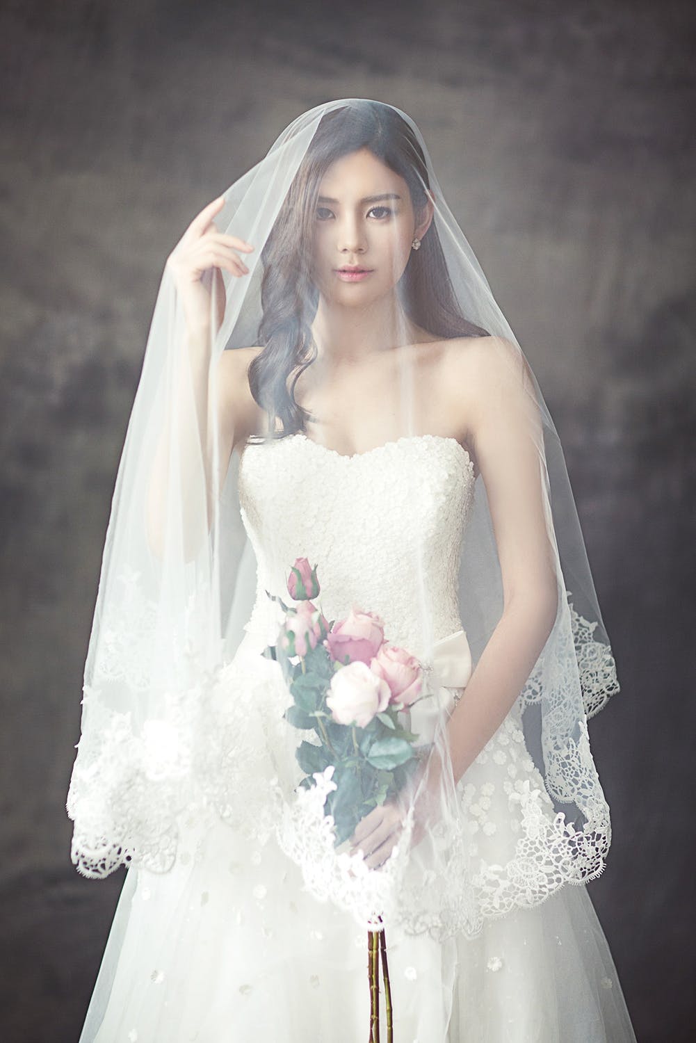 Ilustrasi gaun pernikahan. (Pexels/Pixabay) Tetap Berkesan, Ini 5 Hal yang Perlu Kamu Siapkan untuk Nikah Virtual