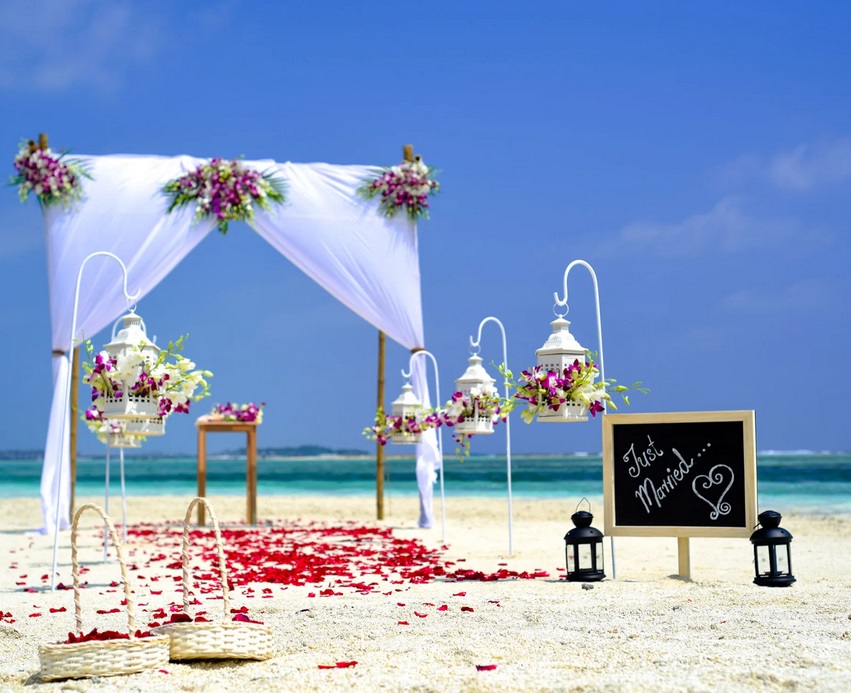 Ilustrasi dekorasi pernikahan. (Pexels/Asad Photo Maldives) Tetap Berkesan, Ini 5 Hal yang Perlu Kamu Siapkan untuk Nikah Virtual