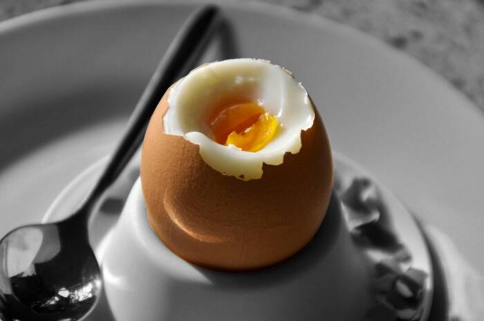 Ilustrasi telur rebus. (Pixabay/Charly_7777) Ilustrasi telur rebus tak boleh dipanaskan kembali