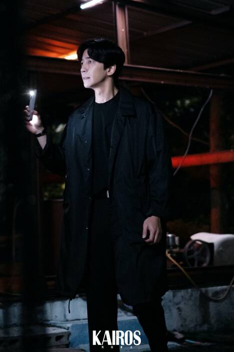Shin Sung Rok dalam Kairos. (MBC) Shin Sung Rok dalam Kairos.