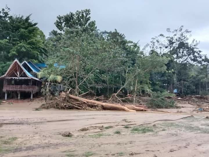 Banjir bandang di Langkat. / instagram/ seputarbinjai_ Banjir bandang di Langkat. / instagram/ seputarbinjai_