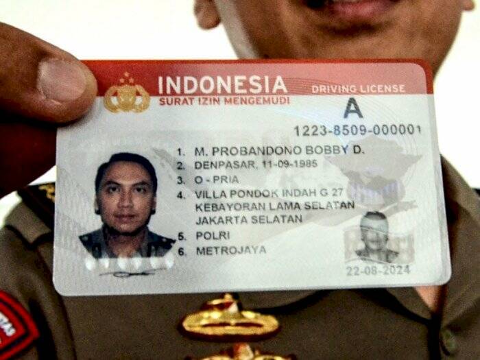 Ilustrasi SIM A. (ANTARA FOTO/Fakhri Hermansyah) 5 Jenis SIM yang Berlaku di Indonesia
