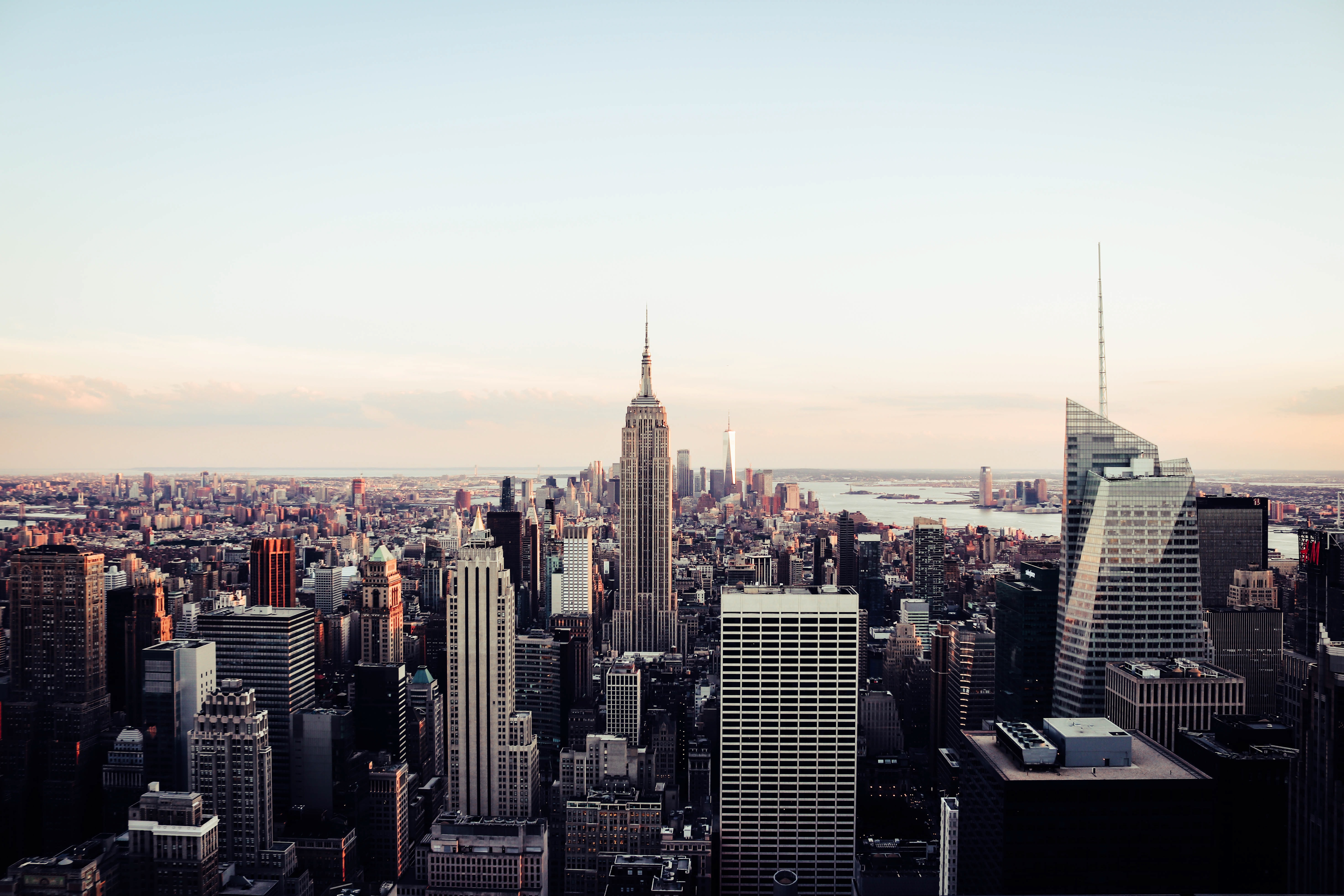 Ilustrasi suasana kota New York. (Unsplash/@ojnibl) daftar kota-kota terbaik di dunia