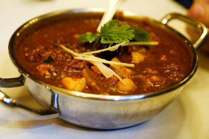 Ilustrasi Phaal Curry. (Robyn Lee) Ilustrasi Phaal Curry makanan pedas di dunia