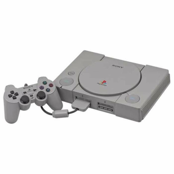 Konsol video game PlayStation. (Wikipedia) Konsol video game PlayStation.