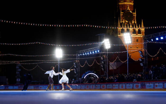 Gelanggang es terbesar di Moskow. (REUTERS/ MAXIM SHEMETOV) Gelanggang es terbesar di Moskow
