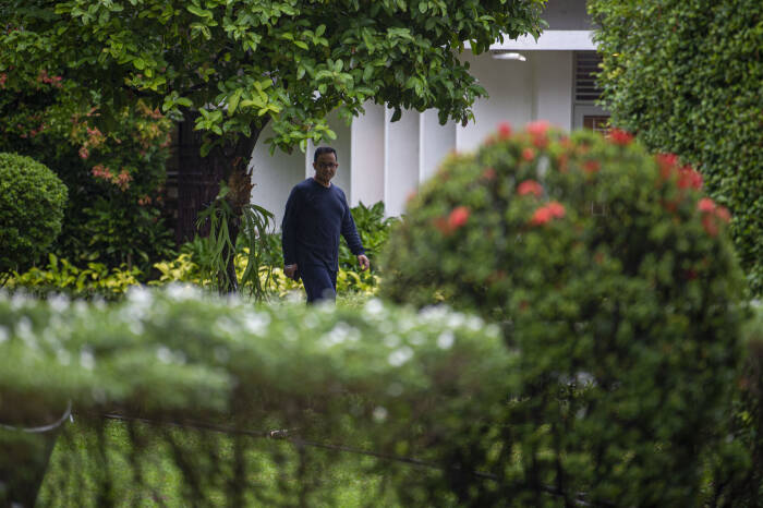 Gubernur DKI Jakarta Anies Baswedan berolah raga (ANTARA FOTO/Aditya Pradana Putra) Gubernur DKI Jakarta Anies Baswedan berolah raga