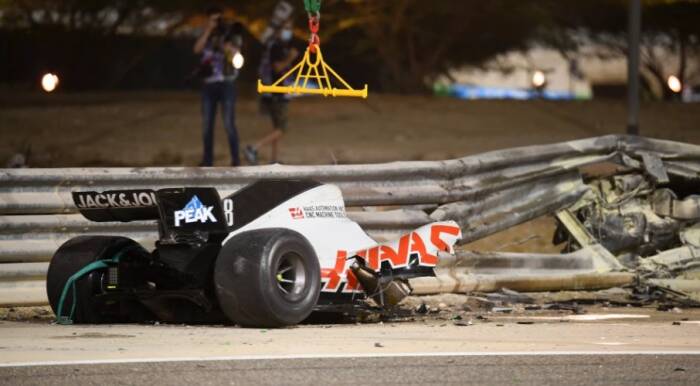 Detik-detik Romain Grosjean mengalami kecekalaan di Grand Prix Bahrain tahun lalu. (Photo/Daily Star) kecelakaan