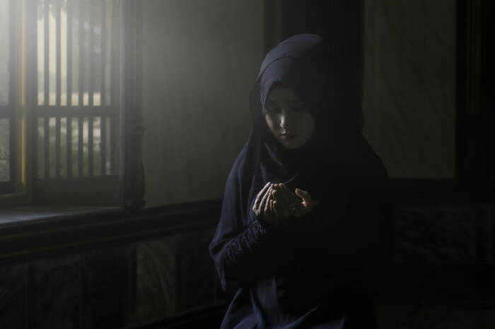 Doa untuk Orang Meninggal (Photo/Freepik/jaynothing) doa untuk orang meninggal