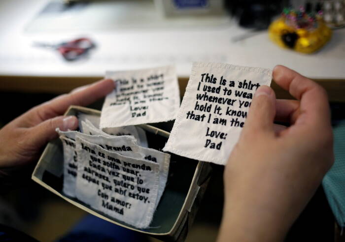 (Photo/REUTERS/Jose Luis Gonzalez) boneka