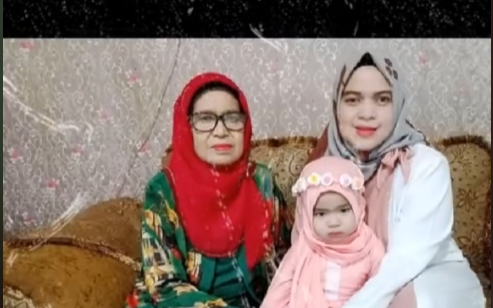 Yumna bersama ibu serta neneknya (Tiktok) yumna, penumpang sriwijaya air, sriwijaya air
