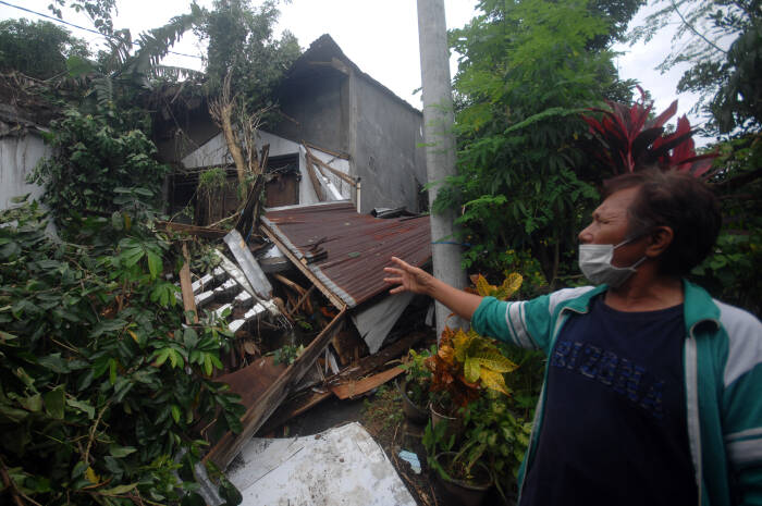 ANTARA FOTO/Adwit B Pramono Kondisi salah satu rumah yang terdampak longsor
