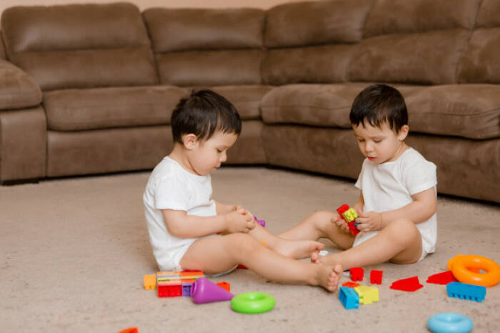 Photo/Freepik/kristina-igumnova nama bayi kembar laki laki
