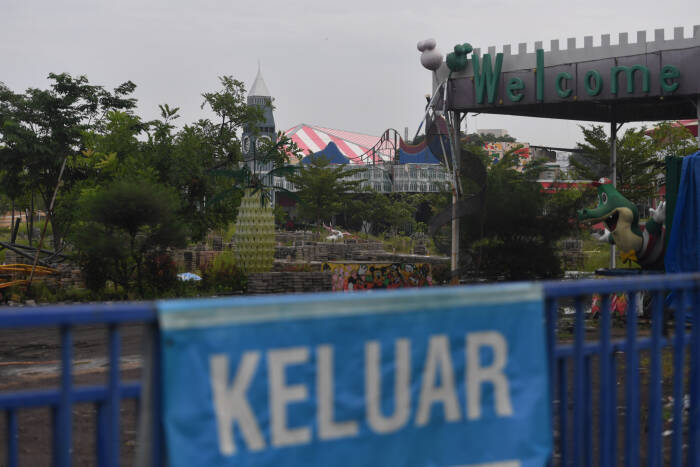 ANTARA FOTO/Zabur Karuru Suasana dan kondisi Suroboyo Carnival Park di Surabaya