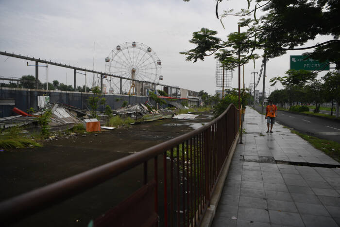 ANTARA FOTO/Zabur Karuru Suasana dan kondisi Suroboyo Carnival Park di Surabaya