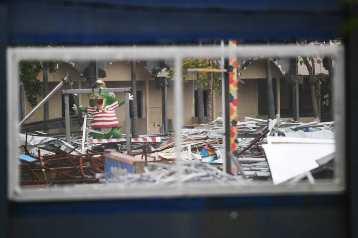 ANTARA FOTO/Zabur Karuru Suasana dan kondisi Suroboyo Carnival Park di Surabaya