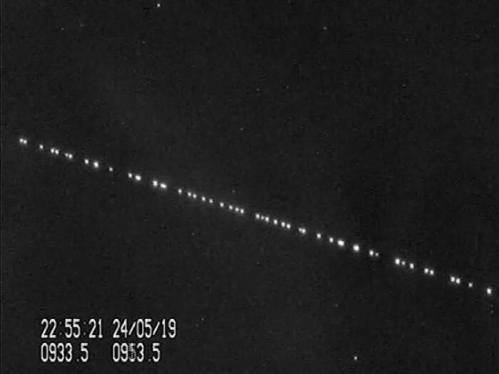 Konstelasi satelit Starlink buatan SpaceX di luar angkasa (photo/Dok. SpaceX) Konstelasi satelit Starlink buatan SpaceX di luar angkasa