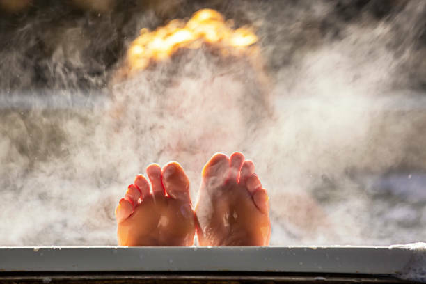 photo/istock/brazzo berendam air hangat - badan pegal pegal