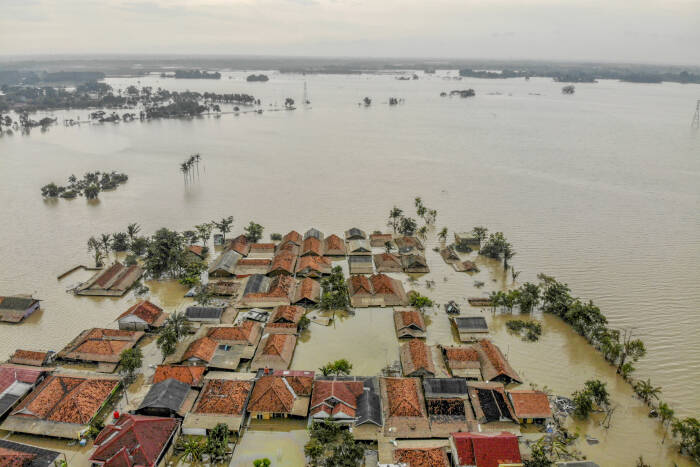ANTARA FOTO/M Ibnu Chazar Foto udara banjir di Kampung Kampek